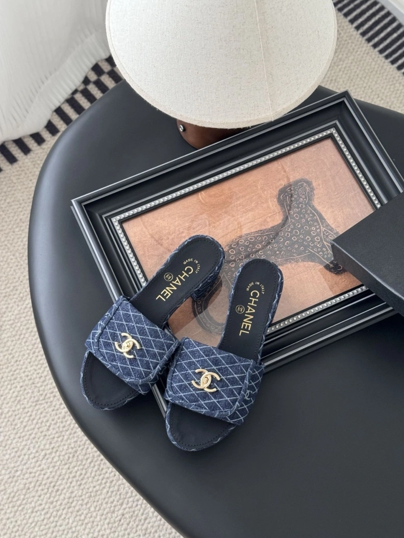 Chxnxl Slippers Unique 118900