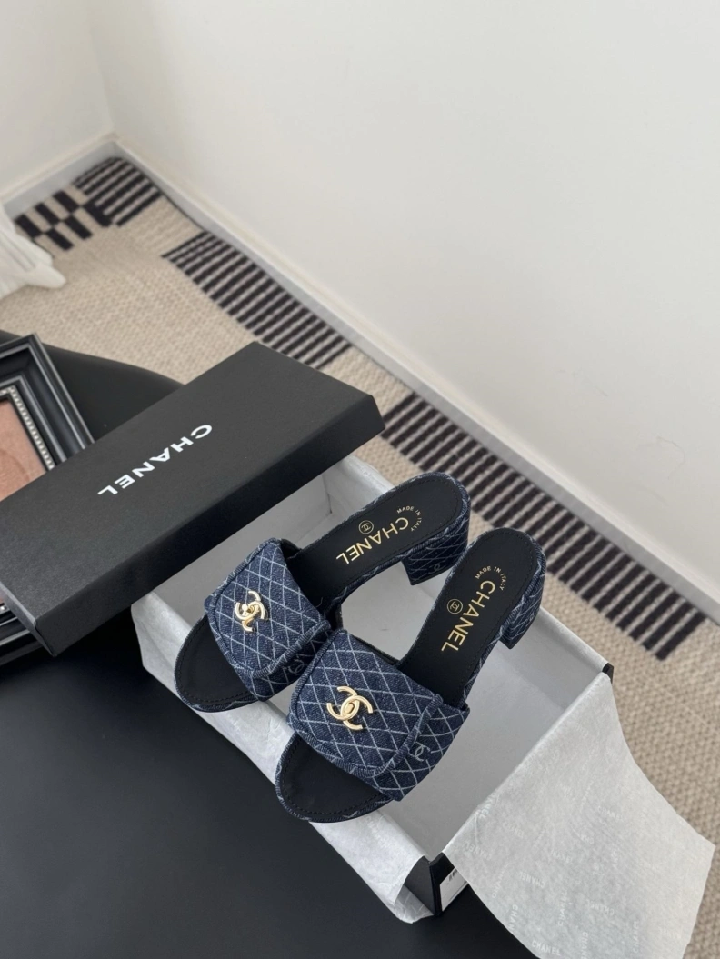 Chxnxl Slippers Unique 118900