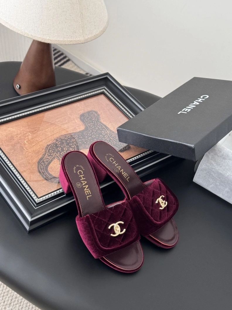Chxnxl Slippers Refined 118896
