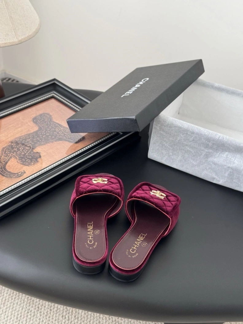 Chxnxl Slippers Classic 118882