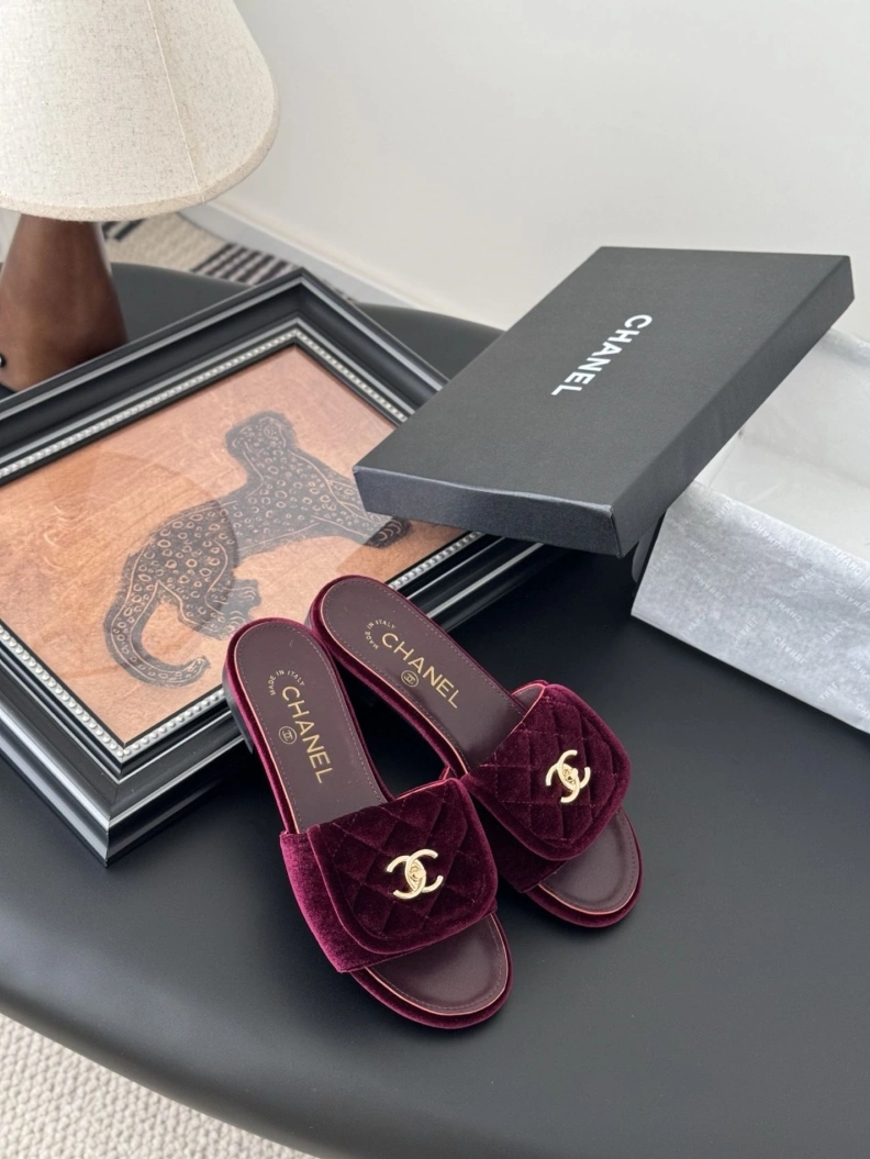 Chxnxl Slippers Classic 118882