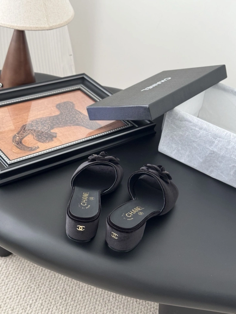 AllSeason Chxnxl Slippers 118862