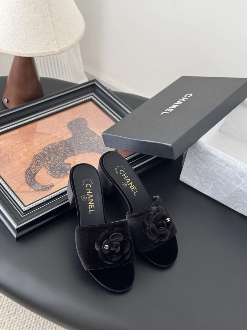 AllSeason Chxnxl Slippers 118862
