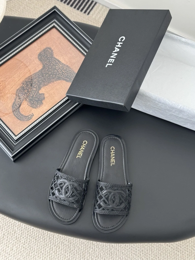 NewStyle Chxnxl Slippers 118875