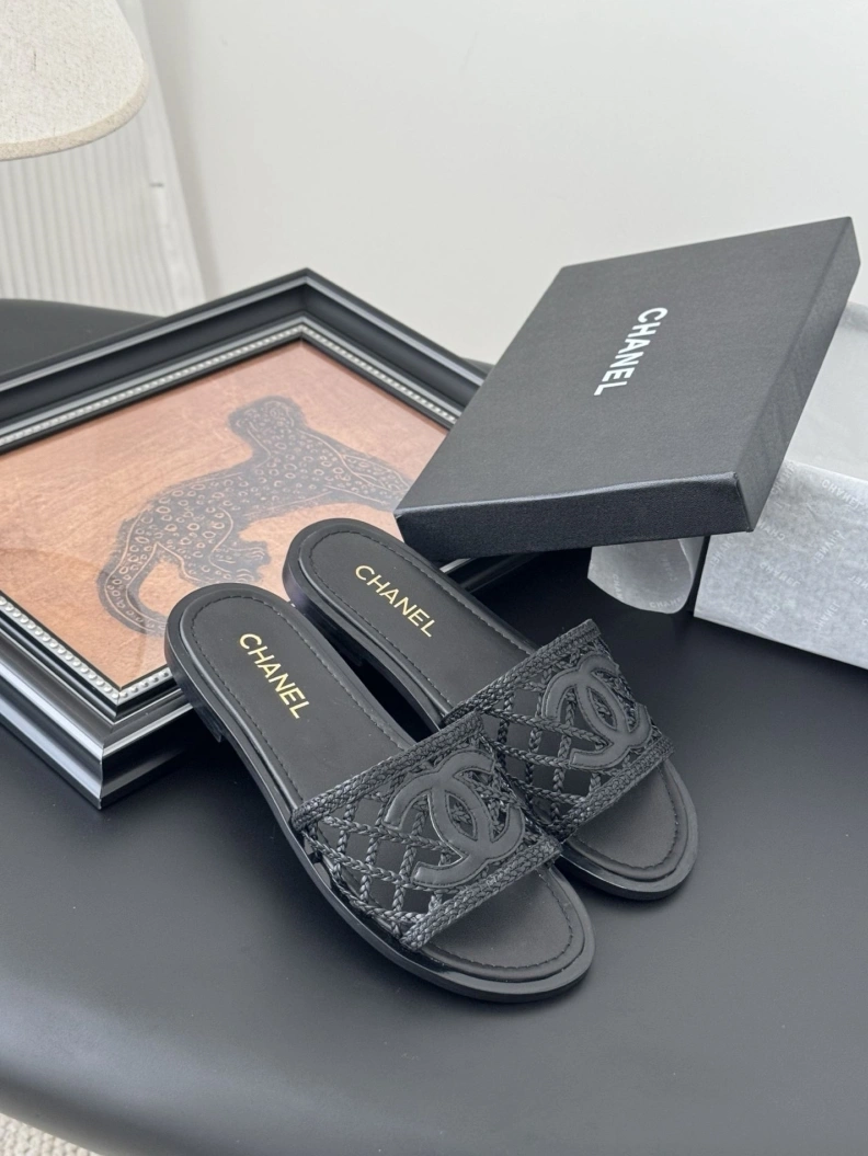 NewStyle Chxnxl Slippers 118875