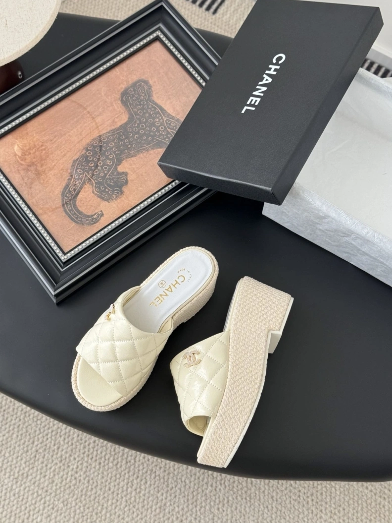 Efficient Chxnxl Sandals 119118