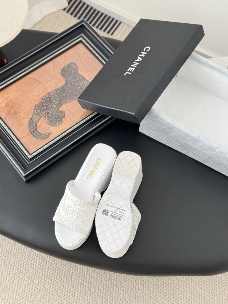 Trendy Chxnxl Sandals 119116