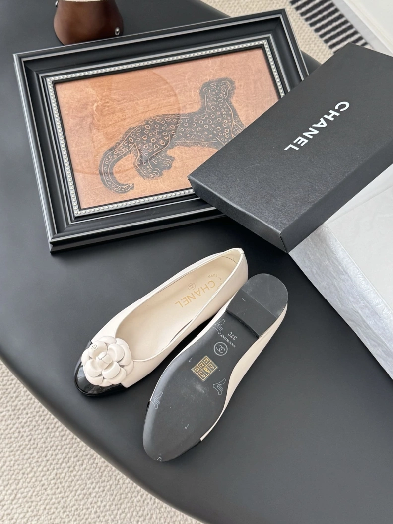 Flexible Chxnxl Flat Shoes 119390