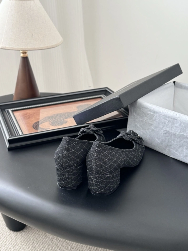 Sophisticated Chxnxl Flat Shoes 119381