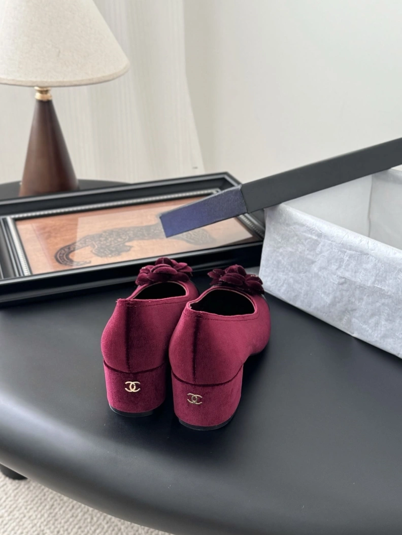 Durable Chxnxl Flat Shoes 119380