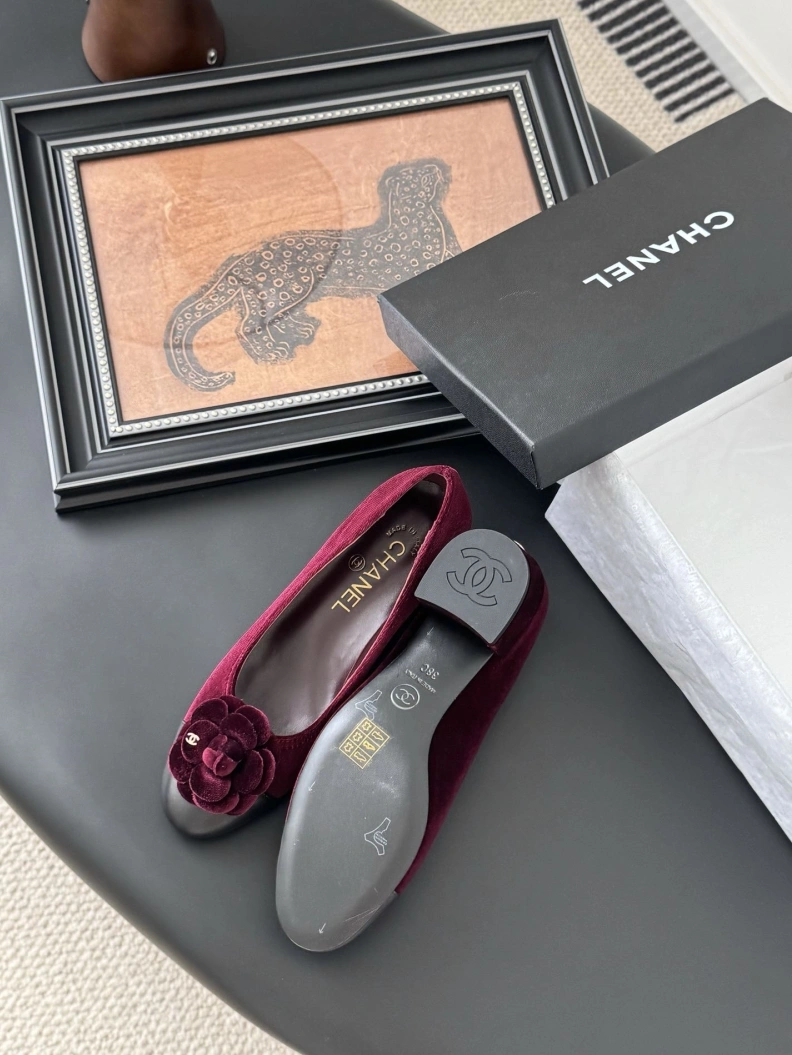 Durable Chxnxl Flat Shoes 119380