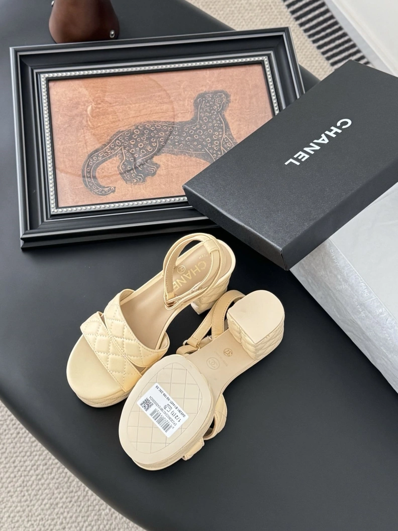 Soft Chxnxl Sandals 119106