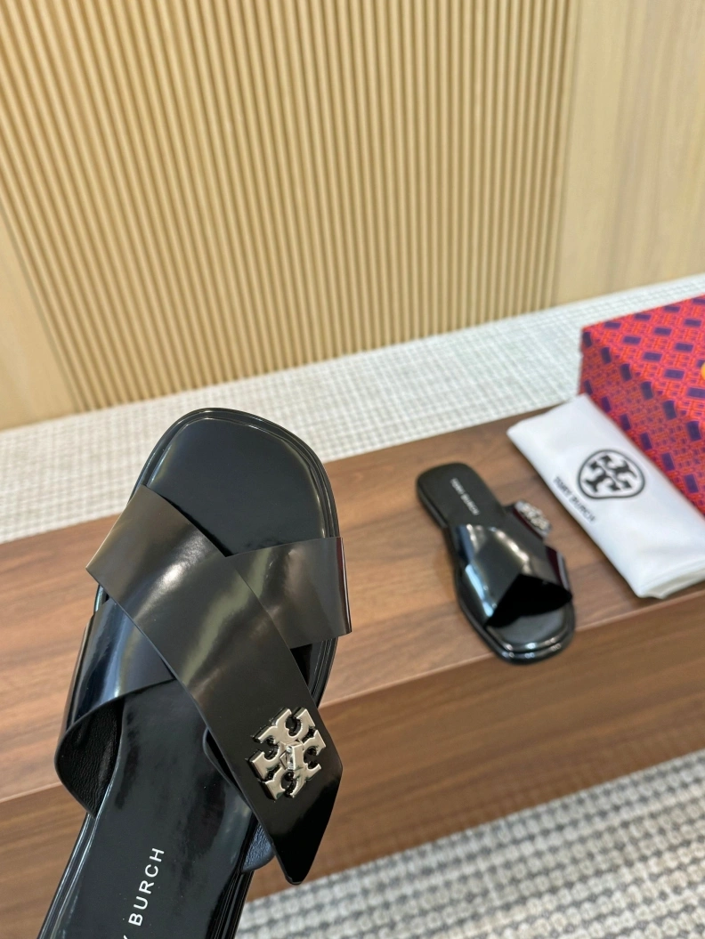 Stylish Othxr Slippers 212058