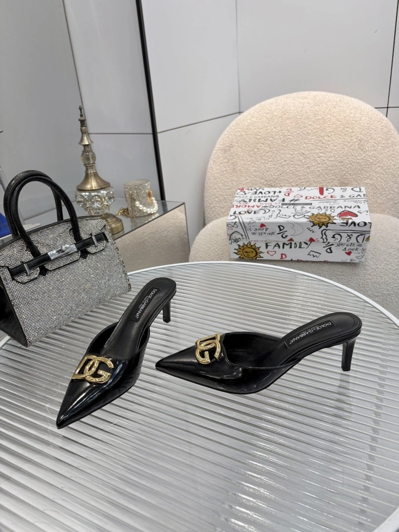 Vibrant Gxccx Sandals 157130