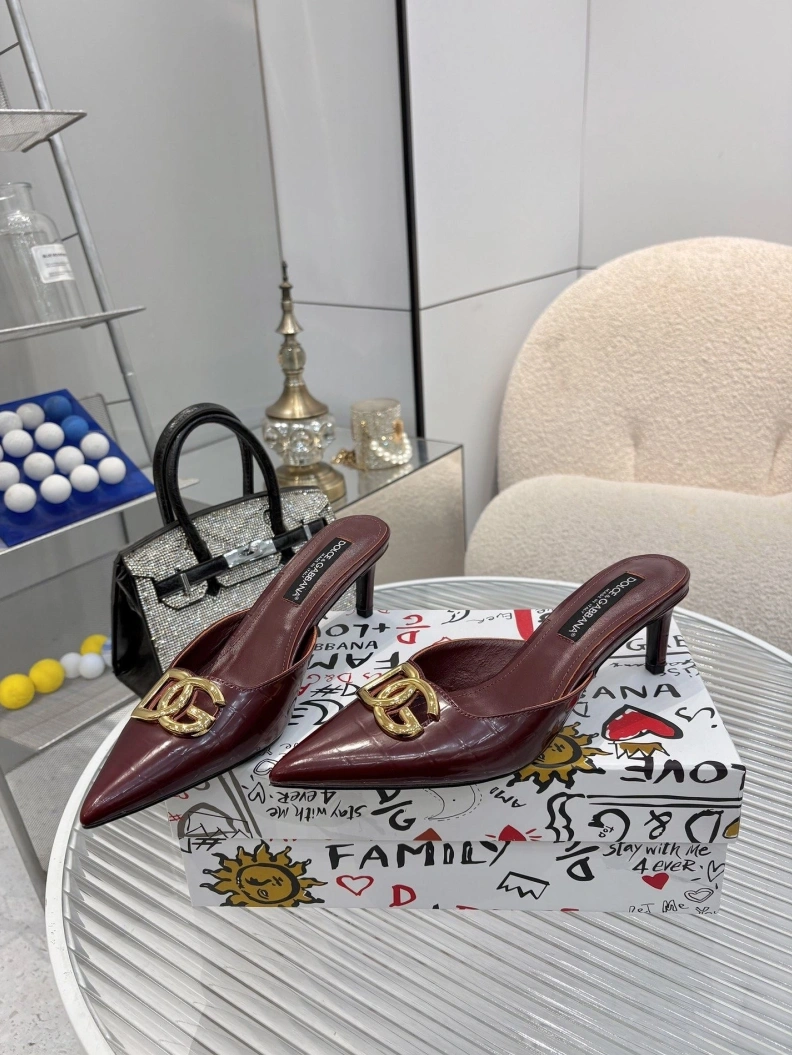 Gxccx Sandals Minimalist 157128