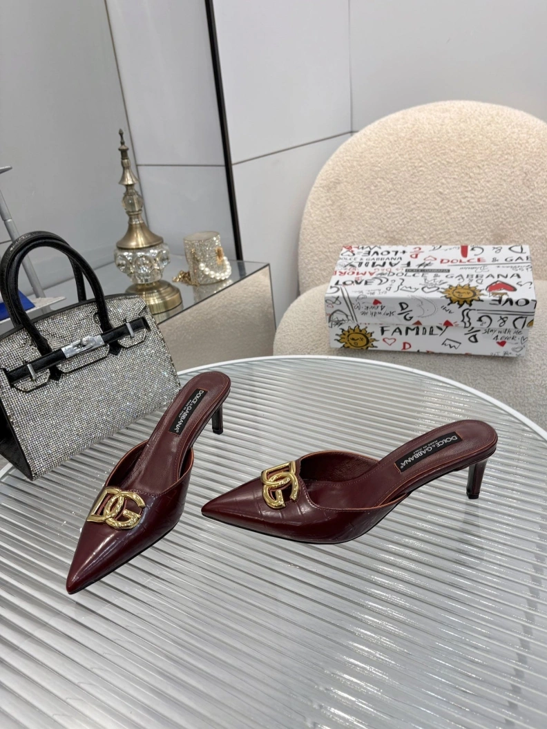 Gxccx Sandals Minimalist 157128