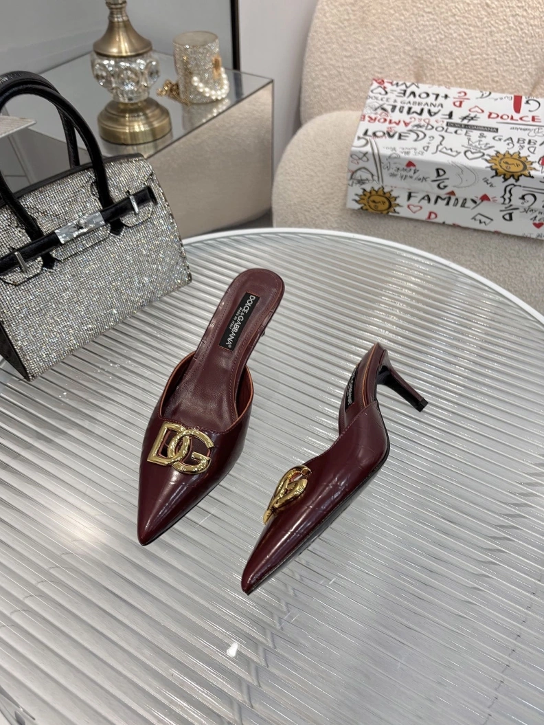Gxccx Sandals Minimalist 157128
