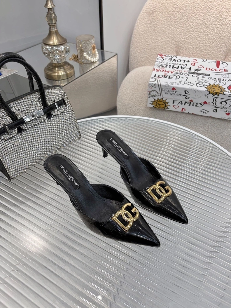Popular Gxccx Sandals 157134
