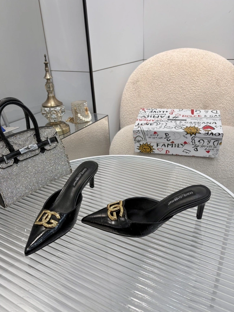 Popular Gxccx Sandals 157134