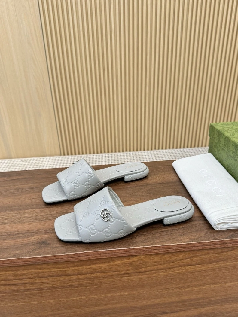 Gxccx Slippers Stylish 157041