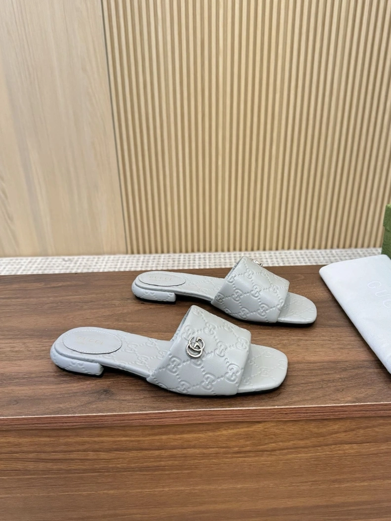 Gxccx Slippers Stylish 157041