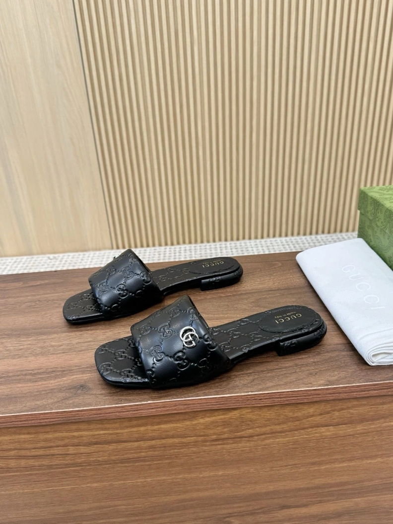 Gxccx Slippers Classic 157038