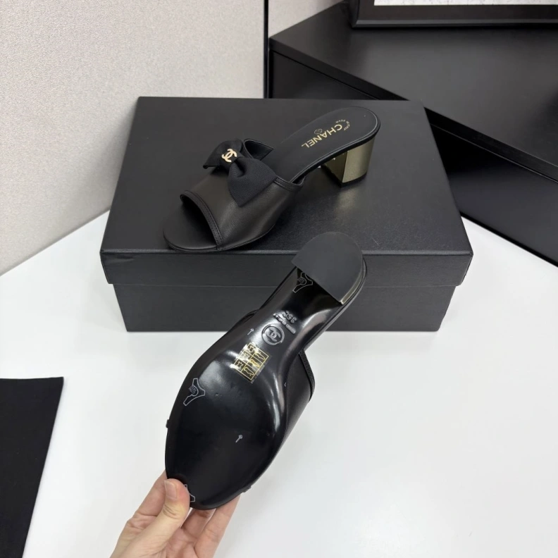 Chxnxl Slippers Timeless 118846