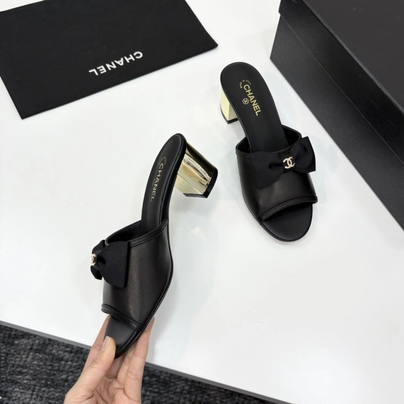 Chxnxl Slippers Timeless 118846