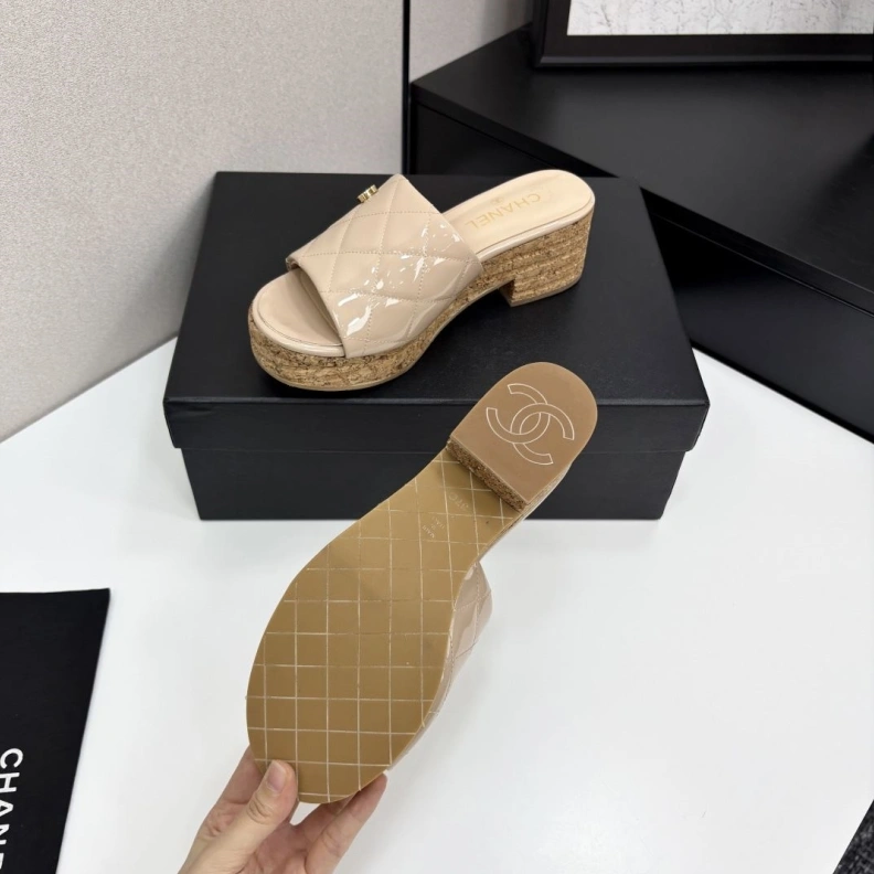 Sophisticated Chxnxl Slippers 118843
