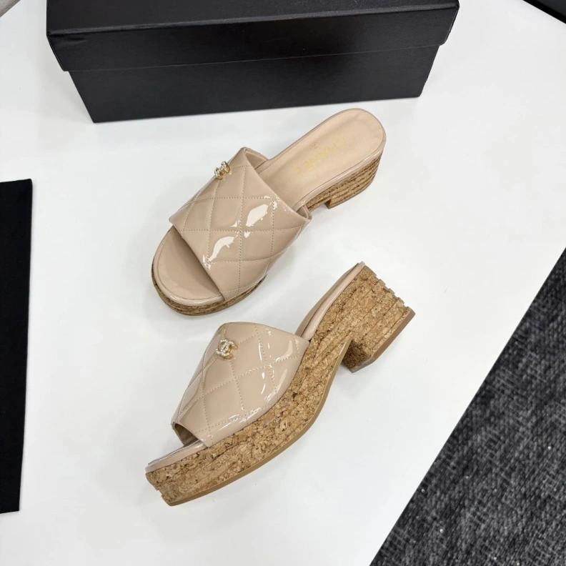 Sophisticated Chxnxl Slippers 118843