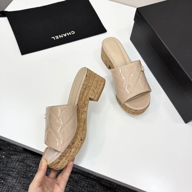 Sophisticated Chxnxl Slippers 118843