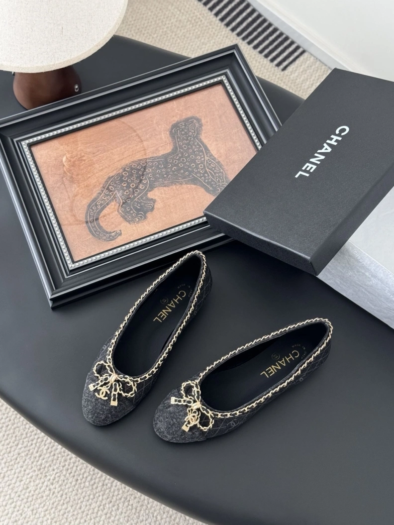 Reliable Chxnxl Flat Shoes 119355
