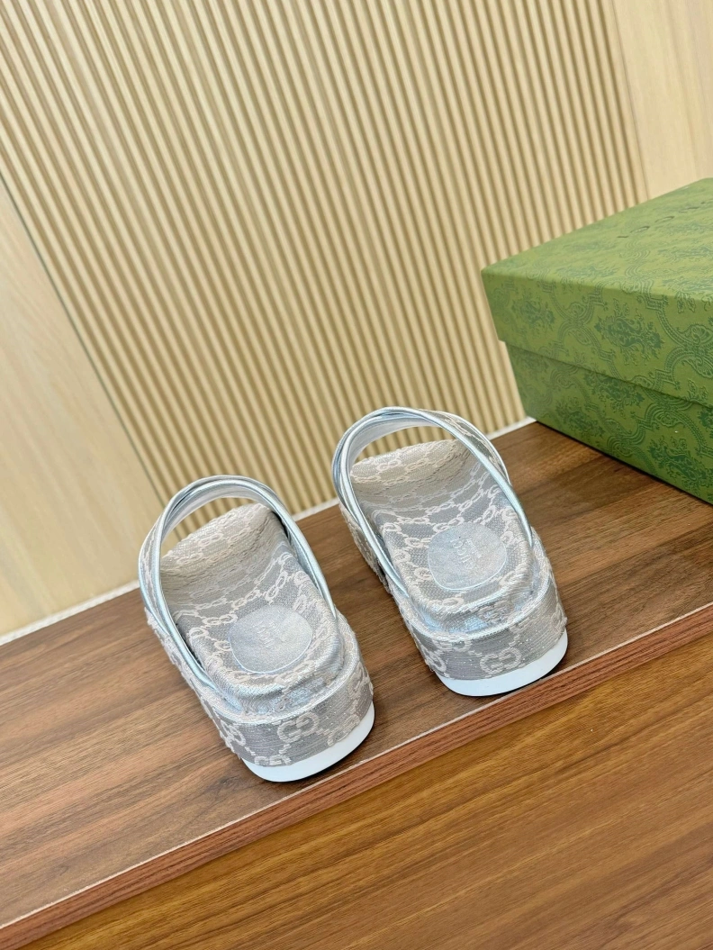 Gxccx Slippers Fashionable 157023