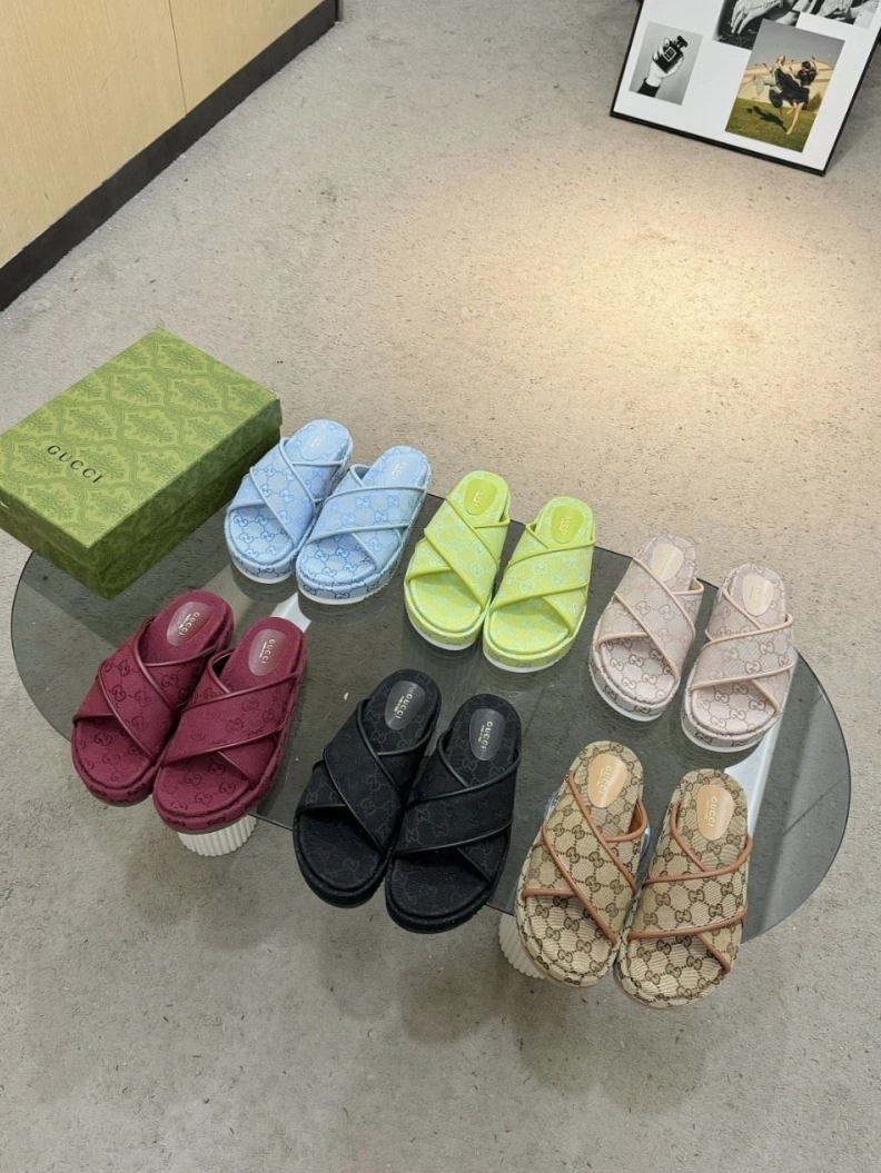 Refined Gxccx Slippers 157022