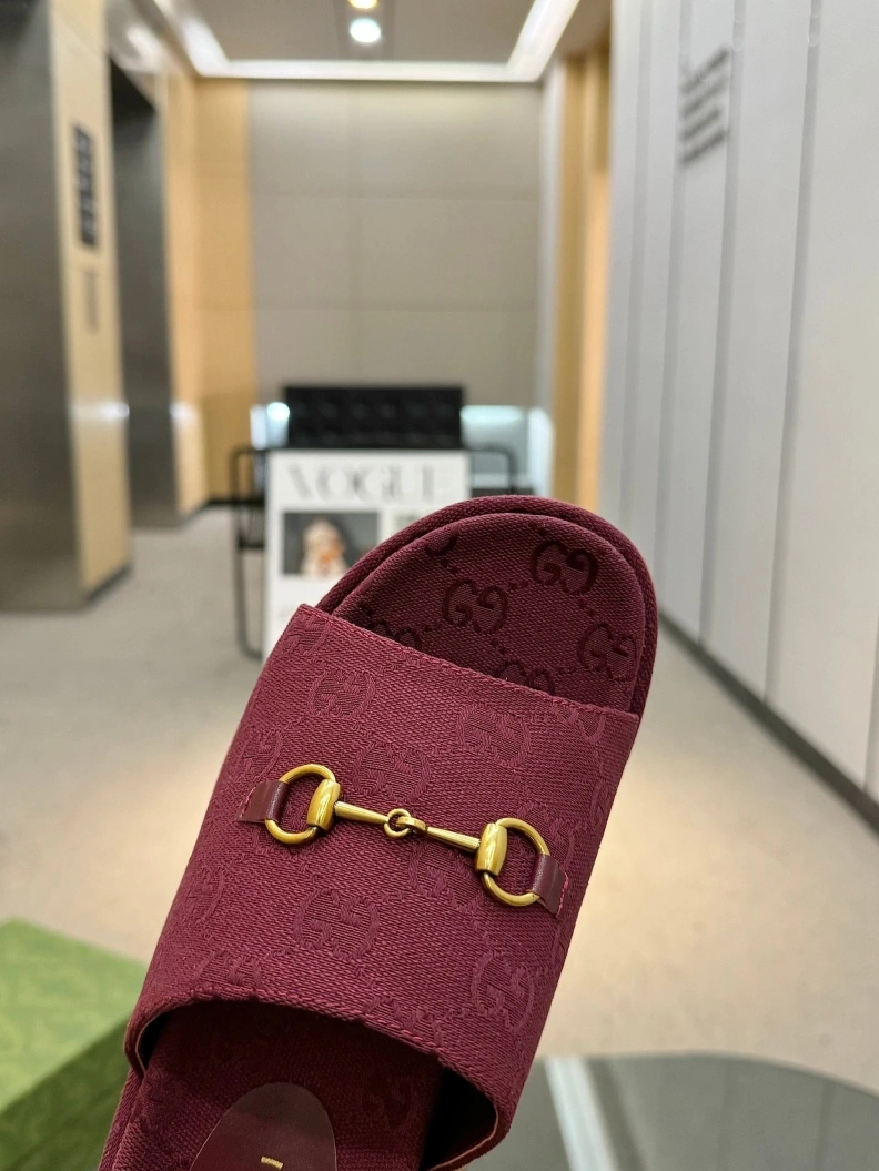 Gxccx Slippers Refined 157014