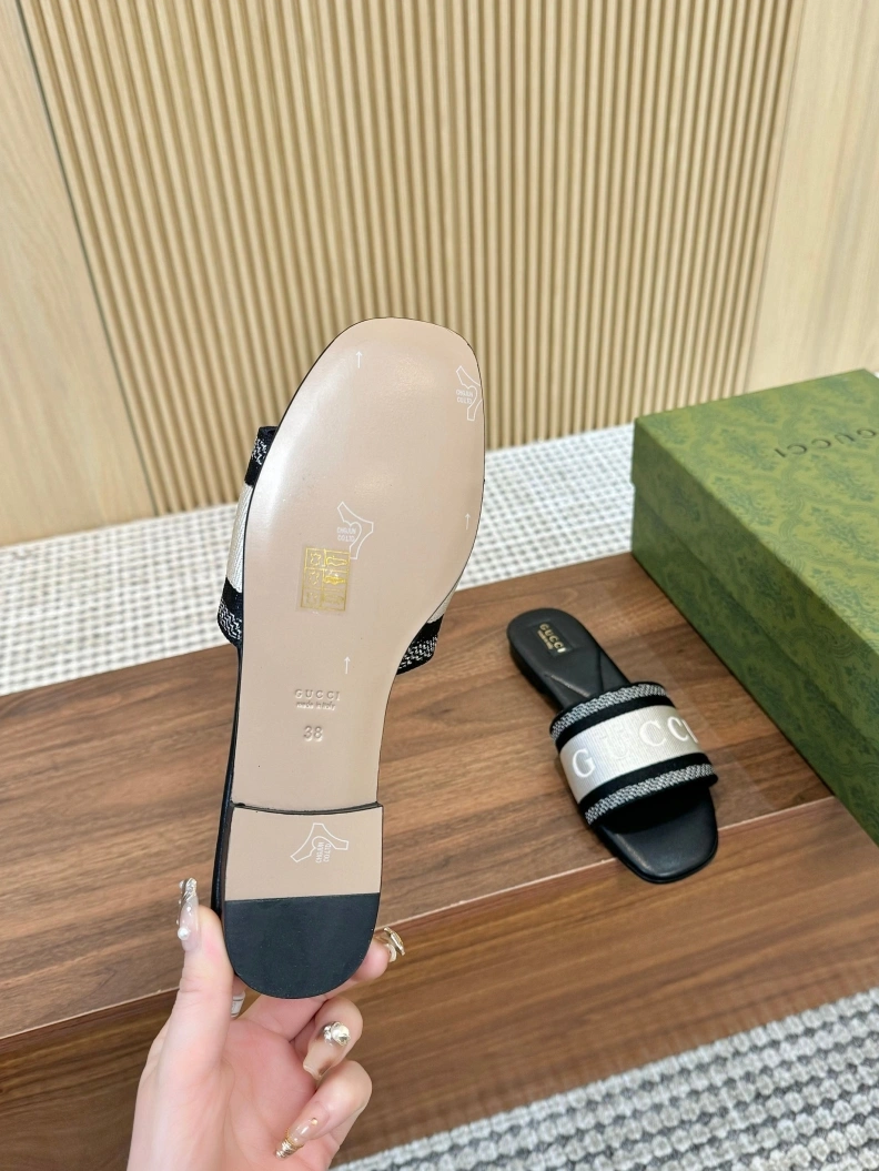 Gxccx Slippers NewStyle 157013