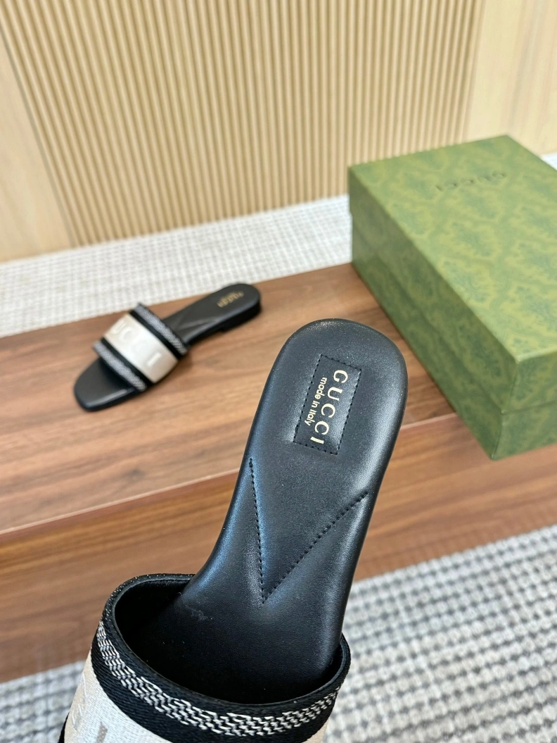 Gxccx Slippers NewStyle 157013