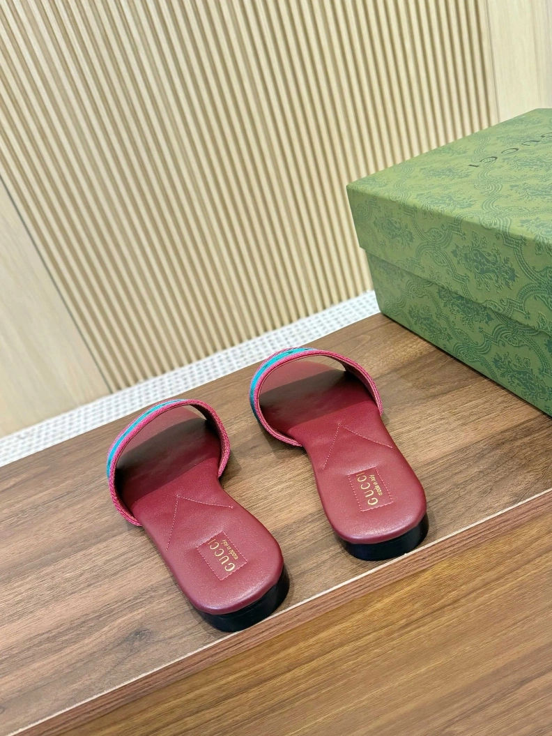 Bright Gxccx Slippers 157016