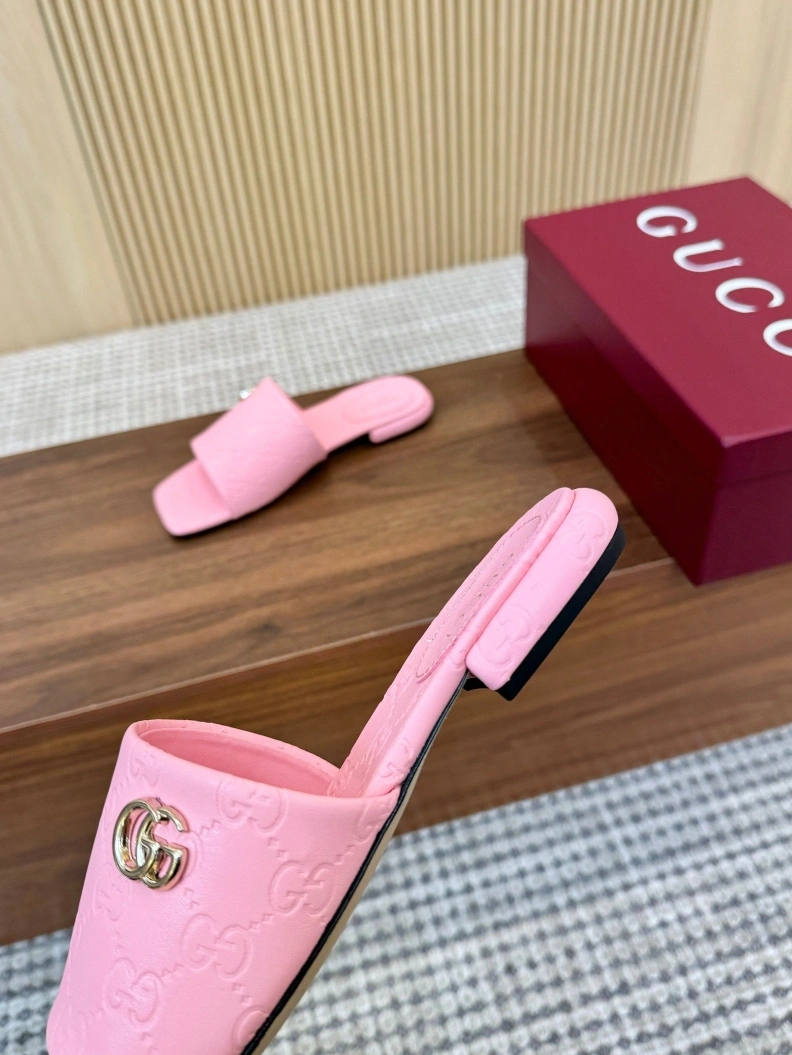 Comfortable Gxccx Slippers 157007