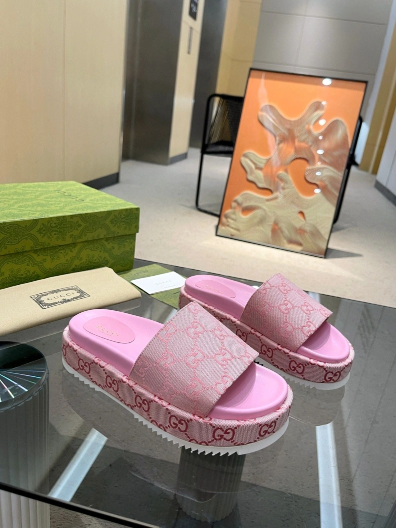 Soft Gxccx Slippers 157003