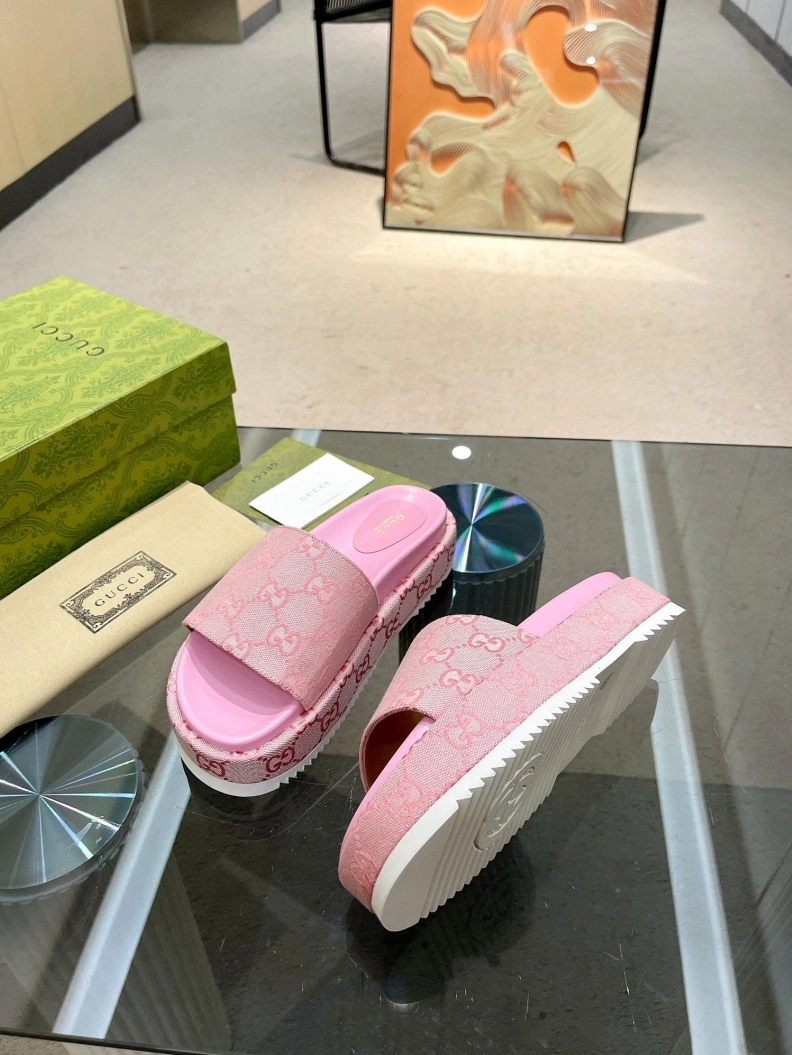 Soft Gxccx Slippers 157003