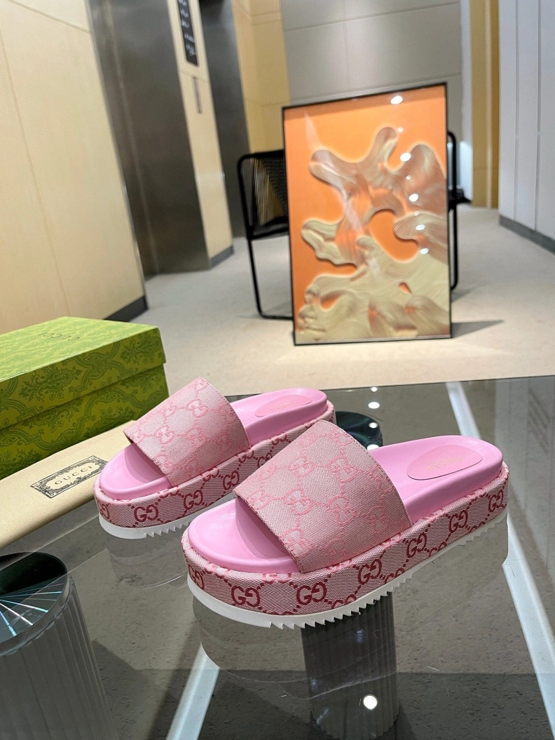 Soft Gxccx Slippers 157003