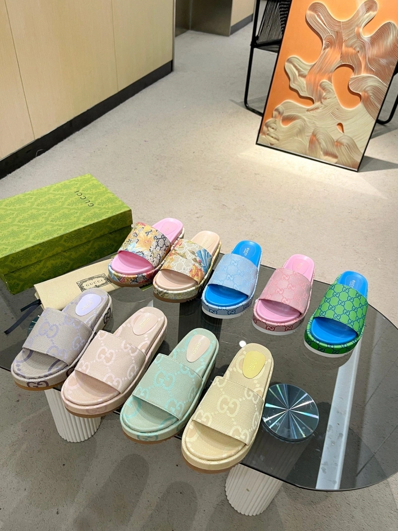 Soft Gxccx Slippers 157003