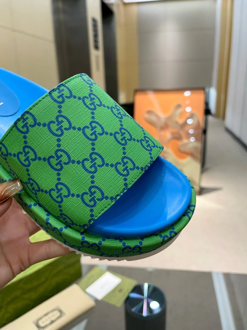 Affordable Gxccx Slippers 157001