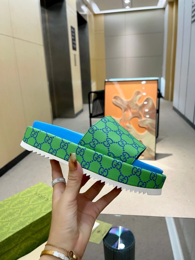 Affordable Gxccx Slippers 157001