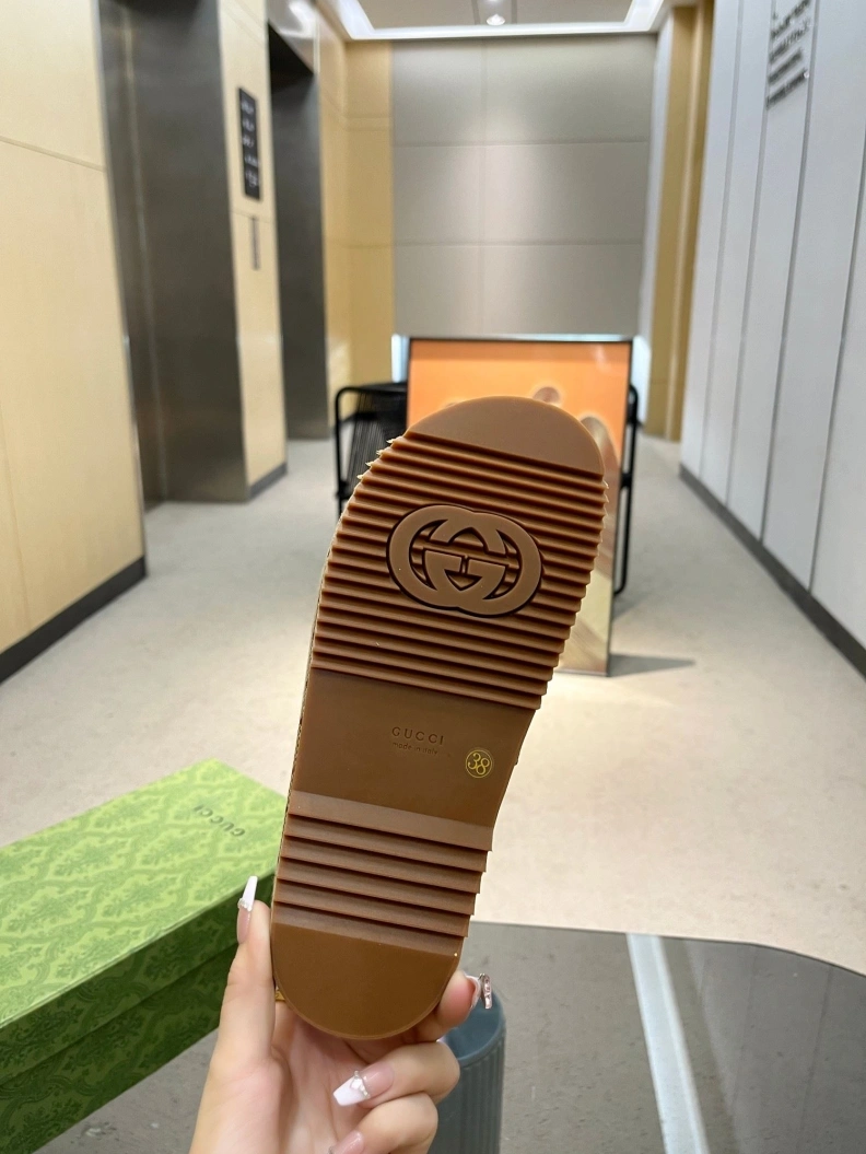 Unique Gxccx Slippers 156998