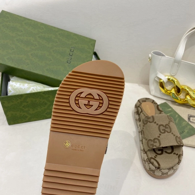 DailyWear Gxccx Slippers 156991