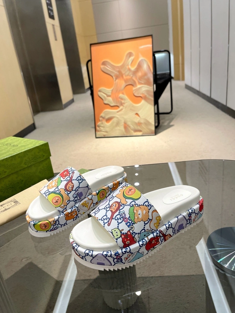 Trendy Gxccx Slippers 156989