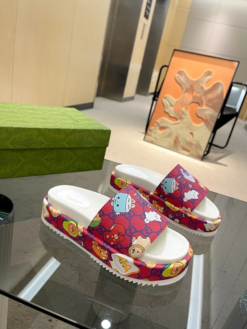Efficient Gxccx Slippers 156986