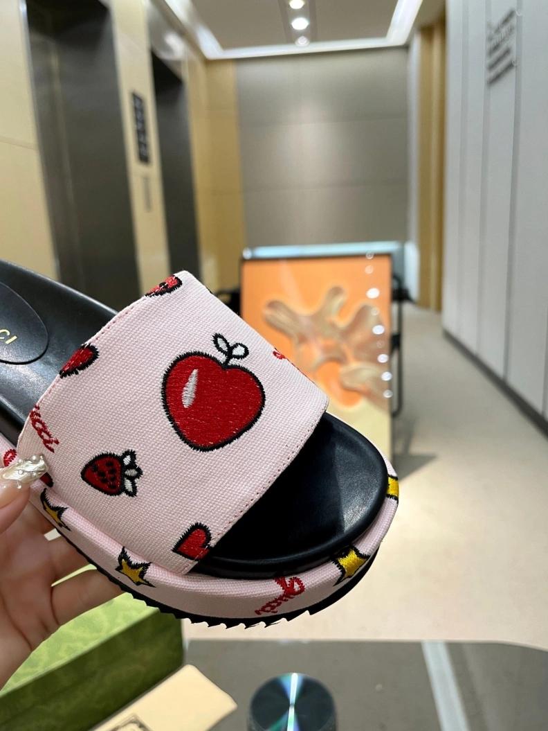 NewStyle Gxccx Slippers 156997